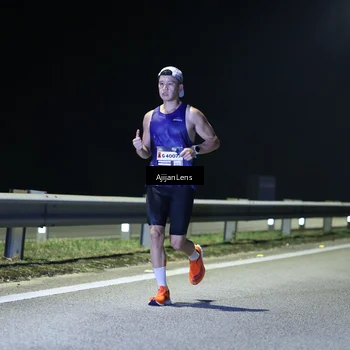 Runner Photo 7308020