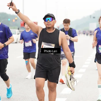 Runner Photo 7308034