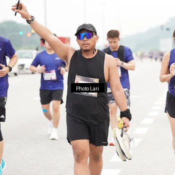 Runner Photo 7308035