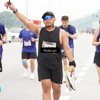 Runner Photo 7308043