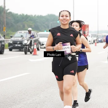 Runner Photo 7308055