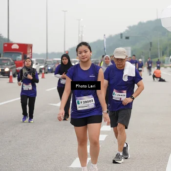 Runner Photo 7308070