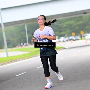 Runner Photo 7308073