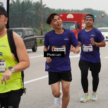 Runner Photo 7308076