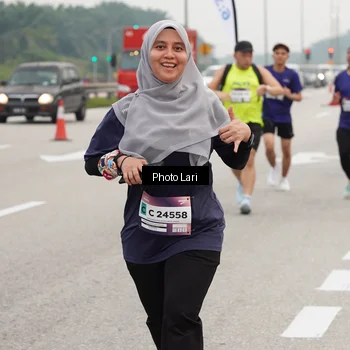 Runner Photo 7308080