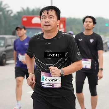 Runner Photo 7308104