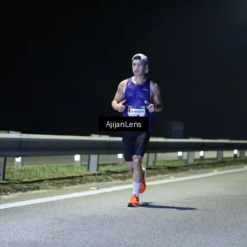 Runner Photo 7308106