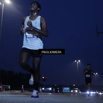 Runner Photo 7308120