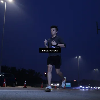 Runner Photo 7308189