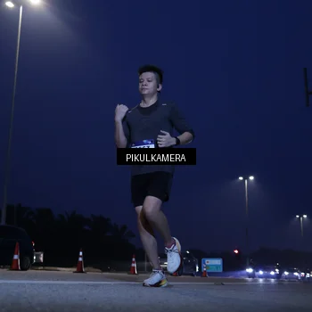 Runner Photo 7308272
