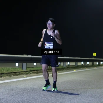 Runner Photo 7308295