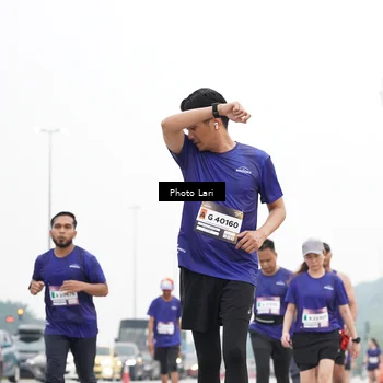 Runner Photo 7308345