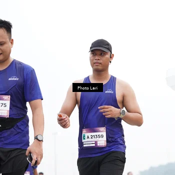 Runner Photo 7308350
