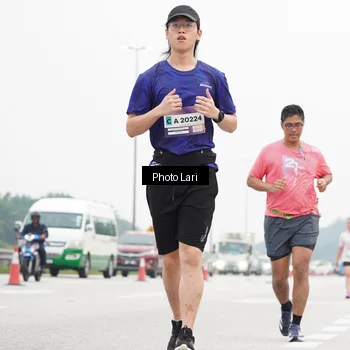 Runner Photo 7308425