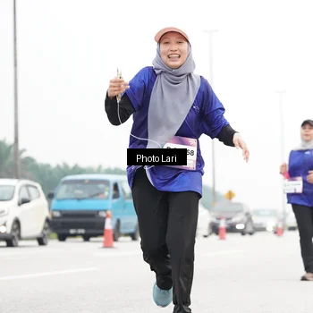 Runner Photo 7308456