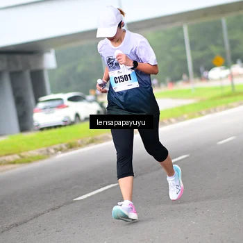 Runner Photo 7308478