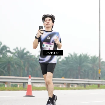 Runner Photo 7308543