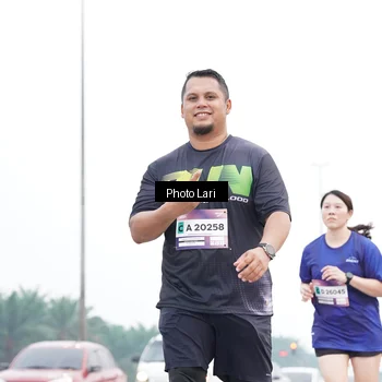 Runner Photo 7308544