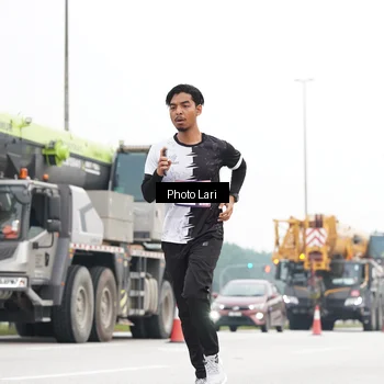 Runner Photo 7308586