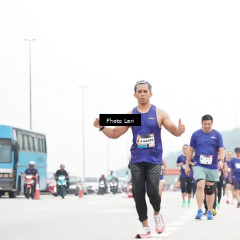 Runner Photo 7308649