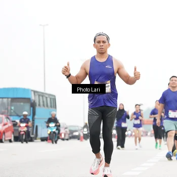 Runner Photo 7308654