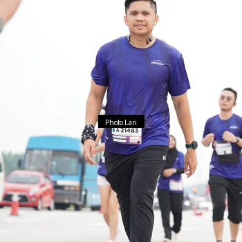 Runner Photo 7308690