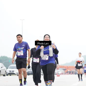 Runner Photo 7308700