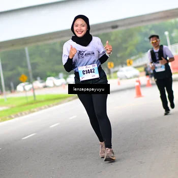 Runner Photo 7308741