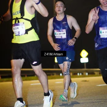 Runner Photo 7308744