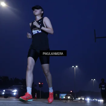 Runner Photo 7308754