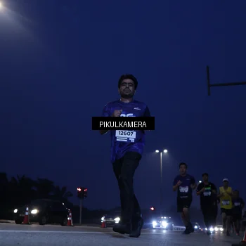 Runner Photo 7308756