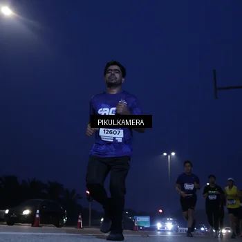 Runner Photo 7308758