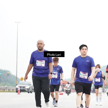 Runner Photo 7308772