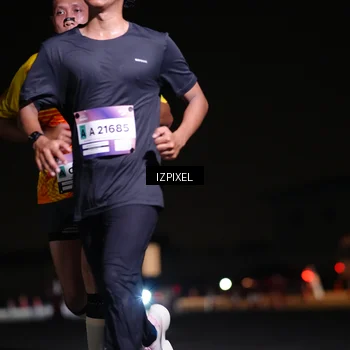 Runner Photo 7308783