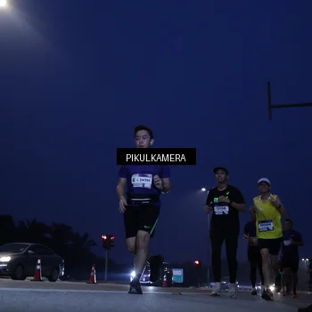 Runner Photo 7308898