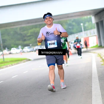 Runner Photo 7308902