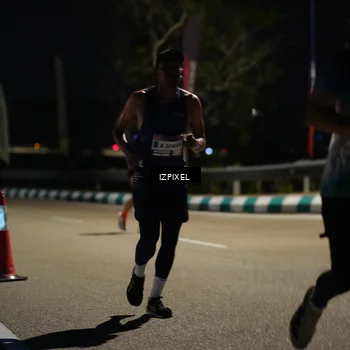 Runner Photo 7308916