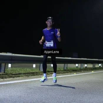 Runner Photo 7308943