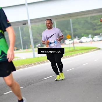 Runner Photo 7308965