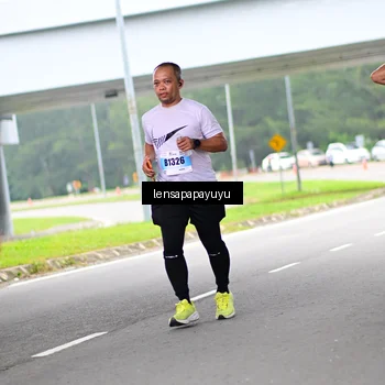 Runner Photo 7309007
