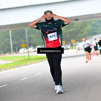 Runner Photo 7309008