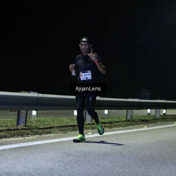 Runner Photo 7309014