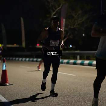 Runner Photo 7309033