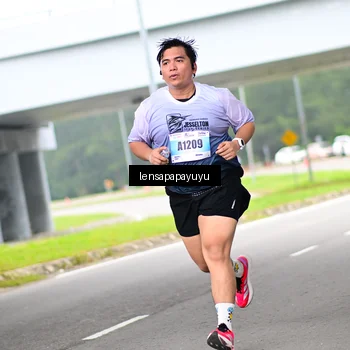 Runner Photo 7309083