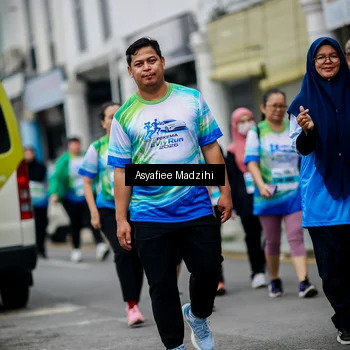Runner Photo 7309111