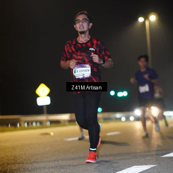 Runner Photo 7309113