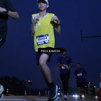 Runner Photo 7309114