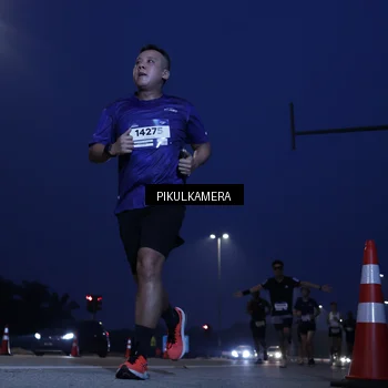 Runner Photo 7309142