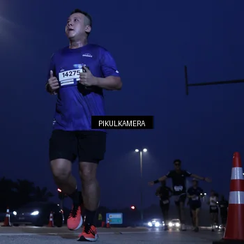 Runner Photo 7309151