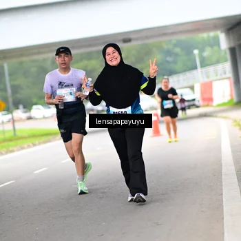 Runner Photo 7309160